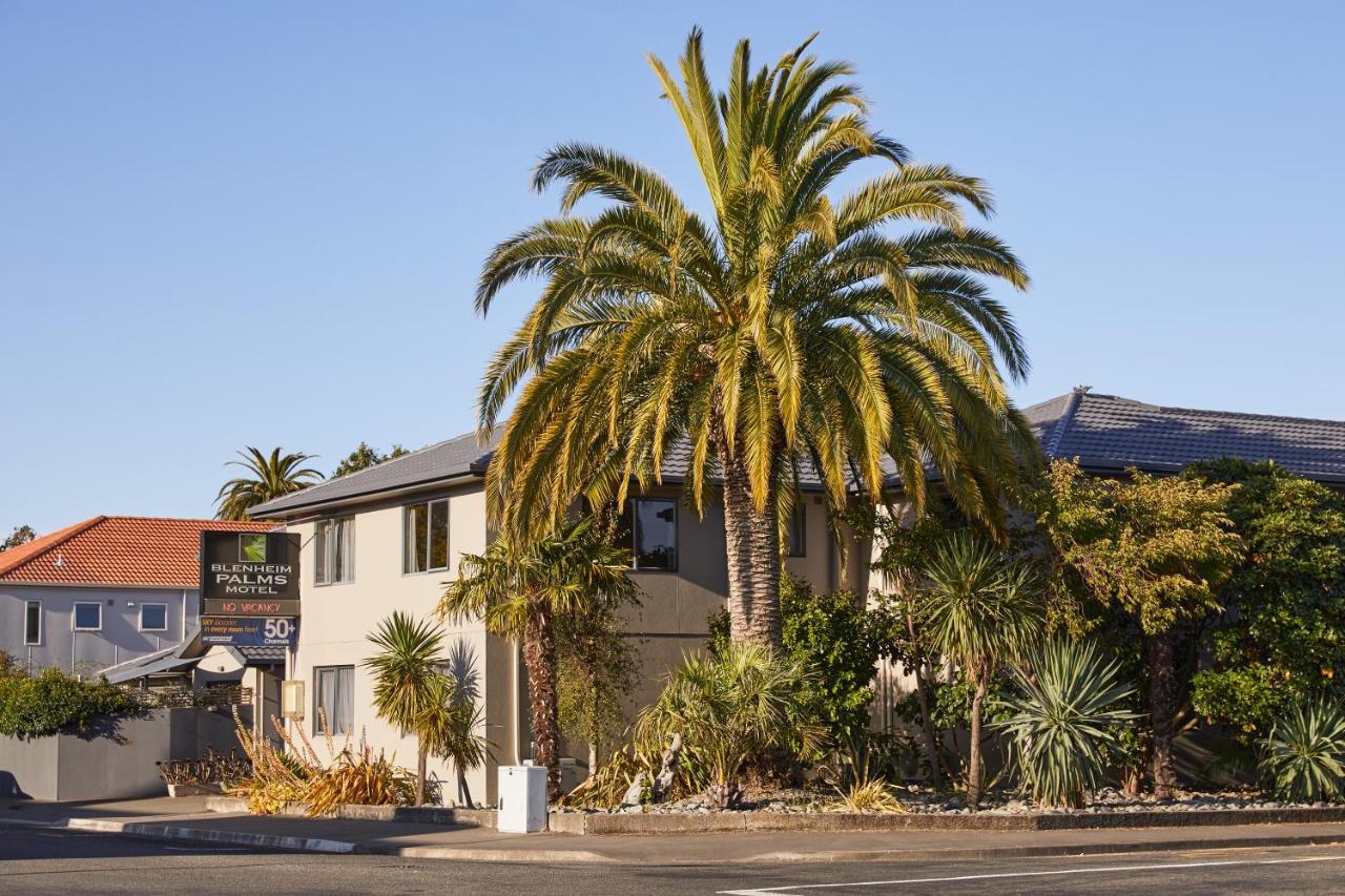 Blenheim Palms Motel Exterior foto